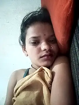 Snapshot of Student_garl_1 chatting on 05/15/26, 10:41 Student garl 1 online show from 05/15/26, 10:41