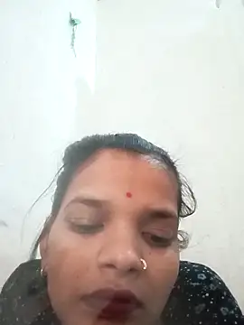Snapshot of Student_garl_1 chatting on 05/09/26, 06:06 Student garl 1 online show from 05/09/26, 06:06