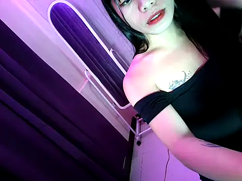 Snapshot of sexyfucksophia chatting on 07/29/26, 08:46 sexyfucksophia online show from 07/29/26, 08:46