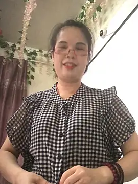 nidejiejie online show from 06/18/26, 01:04