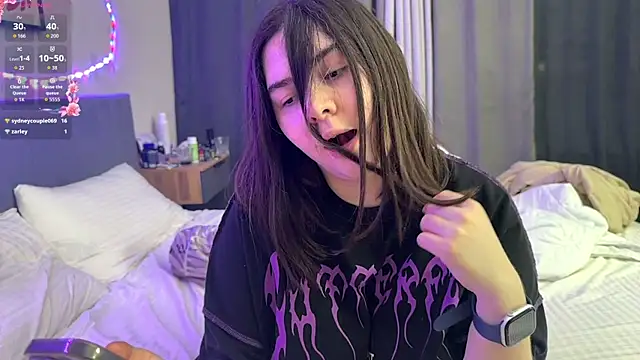 hot vampire online show from 05/12/26, 06:58