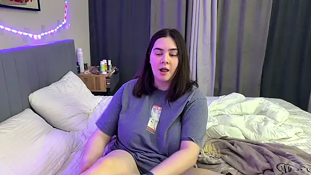 hot vampire online show from 05/15/26, 05:00