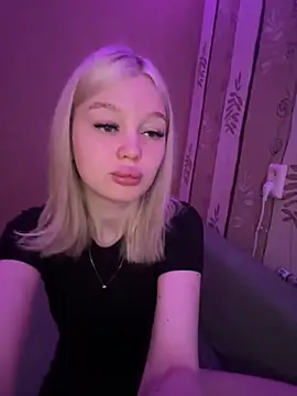 Velvet Doll  online show from 06/05/26, 04:17