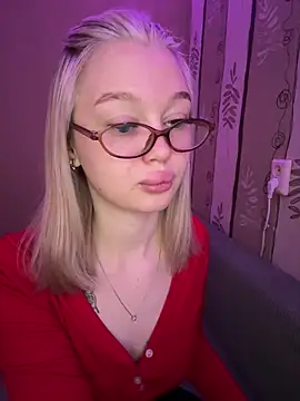 Velvet Doll  online show from 06/01/26, 04:45