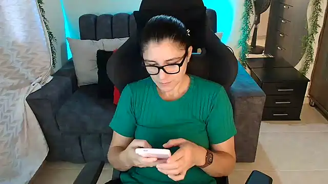 LUCYMILF SEXY online show from 07/05/26, 03:08