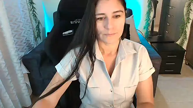 LUCYMILF SEXY online show from 07/15/26, 10:55