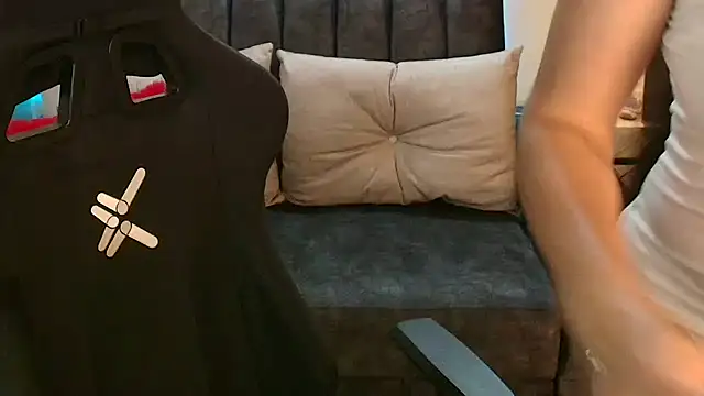LUCYMILF SEXY online show from 06/05/26, 06:02