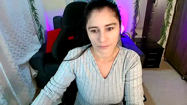 LUCYMILF SEXY online show from 07/24/26, 11:28