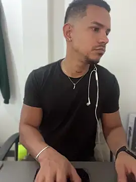 angel silva  online show from 06/27/26, 04:40