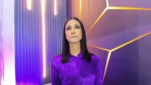 Miss Isa  online show from 05/13/26, 12:34