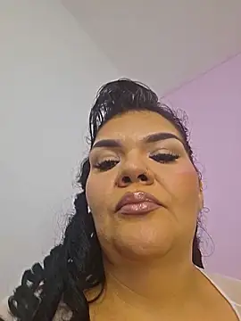 Snapshot of DiosaBelle chatting on 06/30/26, 01:38 DiosaBelle online show from 06/30/26, 01:38