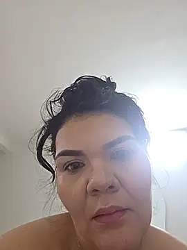 Snapshot of DiosaBelle chatting on 07/12/26, 01:06 DiosaBelle online show from 07/12/26, 01:06
