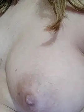 naughty vivian online show from 06/09/26, 10:44