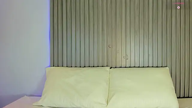 Karlie moore  online show from 07/08/26, 01:34