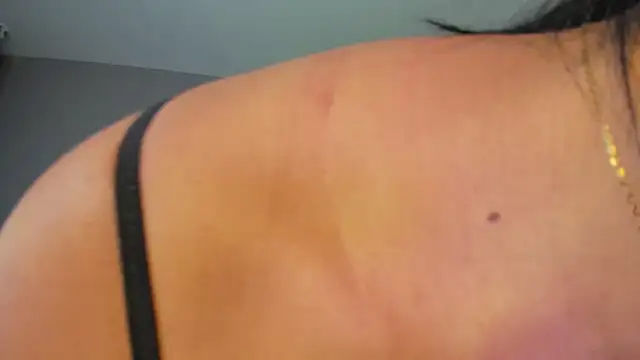 Karlie moore  online show from 08/01/26, 01:31