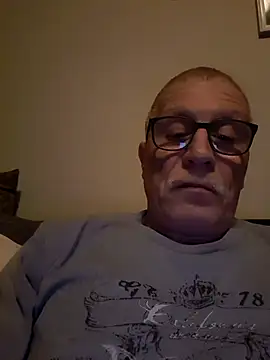 Eddy0763 online show from 05/04/26, 09:06