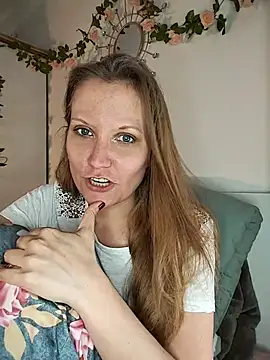 Snapshot of Candy_Cougar chatting on 05/28/26, 09:38 Candy Cougar online show from 05/28/26, 09:38