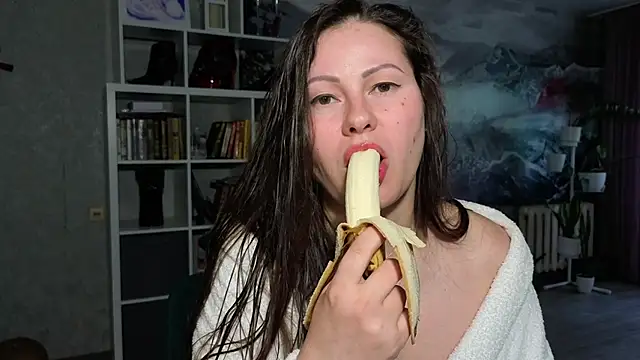 Dana-Queendom online show from 05/30/26, 04:30