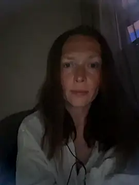 MillaSmileX online show from 05/12/26, 04:57