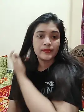 Snapshot of Joya-02 chatting on 05/18/26, 06:34 Joya-02 online show from 05/18/26, 06:34