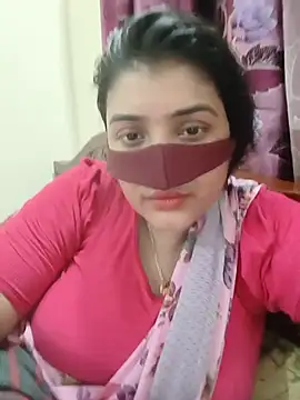 Snapshot of Joya-02 chatting on 05/20/26, 07:44 Joya-02 online show from 05/20/26, 07:44