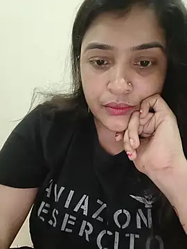 Snapshot of Joya-02 chatting on 06/24/26, 09:23 Joya-02 online show from 06/24/26, 09:23
