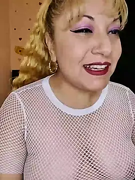 Venuss Milf online show from 07/17/26, 10:01