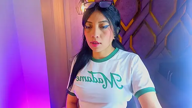 Ey Im simone  online show from 06/22/26, 12:24