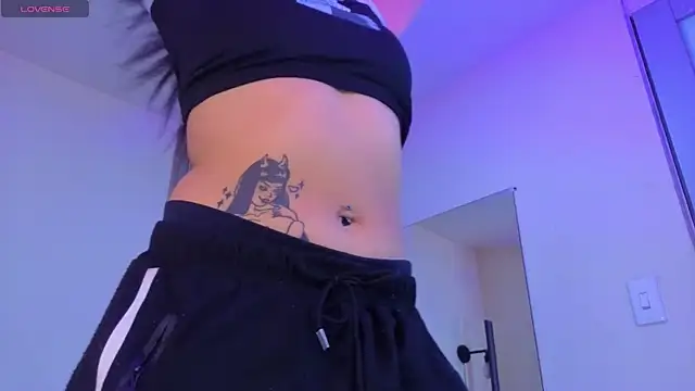 Ey Im simone  online show from 08/05/26, 07:19