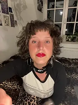 EmilieBraun online show from 05/04/26, 09:50