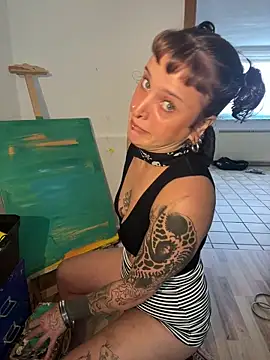 EmilieBraun online show from 06/17/26, 01:43