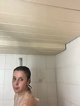 EmilieBraun online show from 05/20/26, 08:39