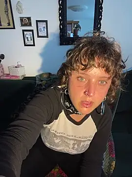 EmilieBraun online show from 05/21/26, 11:29