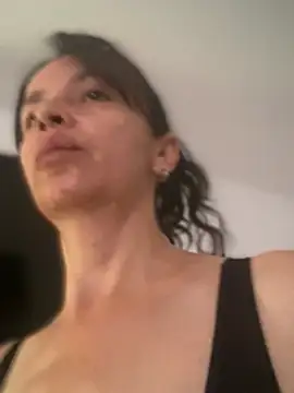 Soy Camila8 online show from 05/15/26, 12:25