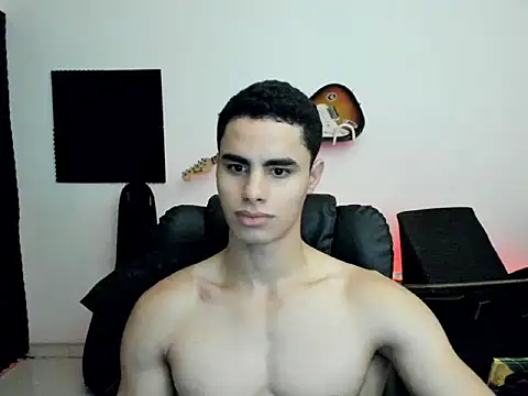 Snapshot of chicozen chatting on 06/01/26, 01:33 chicozen online show from 06/01/26, 01:33