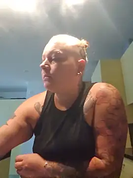 Lady Peggi online show from 06/05/26, 06:52