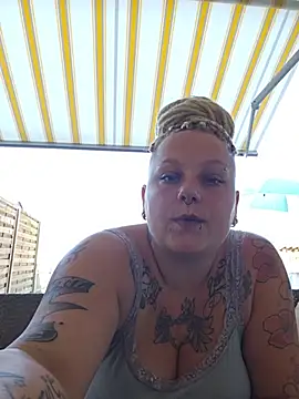 Lady Peggi online show from 06/25/26, 08:30