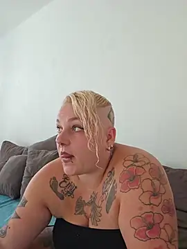 Lady Peggi online show from 07/24/26, 05:53