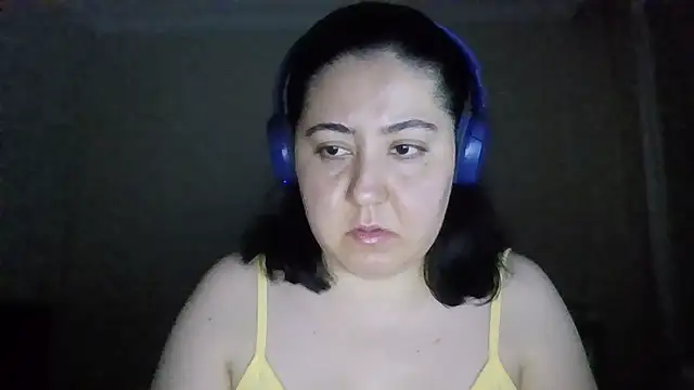 Snapshot of IsabellaJacobs chatting on 06/18/26, 10:59 IsabellaJacobs online show from 06/18/26, 10:59