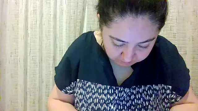 Snapshot of IsabellaJacobs chatting on 05/31/26, 06:31 IsabellaJacobs online show from 05/31/26, 06:31