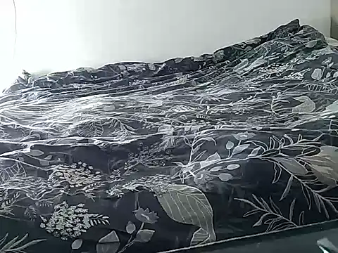 Carlyfr online show from 11/27/25, 08:09