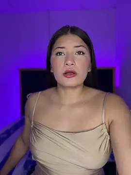 VioletaSanchez24 online show from 06/24/26, 11:24