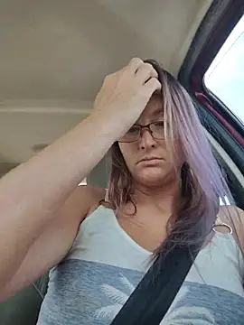 Queenle91 online show from 05/19/26, 04:14