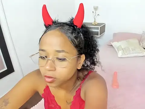wizarpamela online show from 05/07/26, 06:55