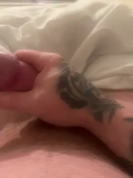 hardcock0987allthetime1 online show from 05/18/26, 09:08