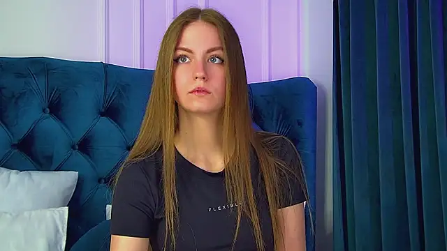 SofiaSarvains online show from 07/16/26, 06:16
