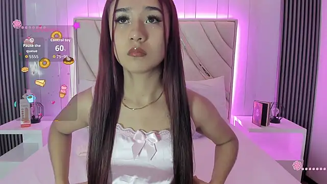 Snapshot of Anny_bakers_ chatting on 05/17/26, 11:32 Anny bakers online show from 05/17/26, 11:32