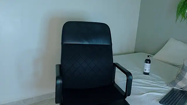 LexaDominant   online show from 06/03/26, 02:33