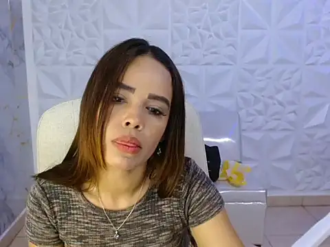 Snapshot of naomis_36 chatting on 07/29/26, 02:16 naomis 36 online show from 07/29/26, 02:16