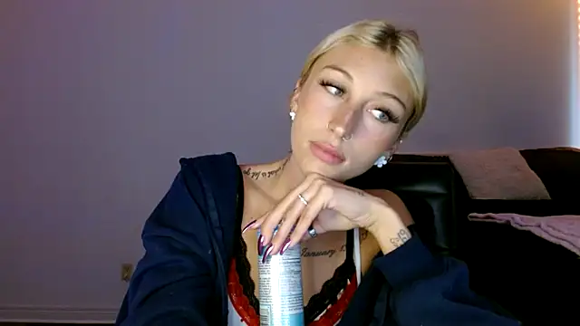 Snapshot of Itsirelandbby chatting on 05/08/26, 06:12 Itsirelandbby online show from 05/08/26, 06:12